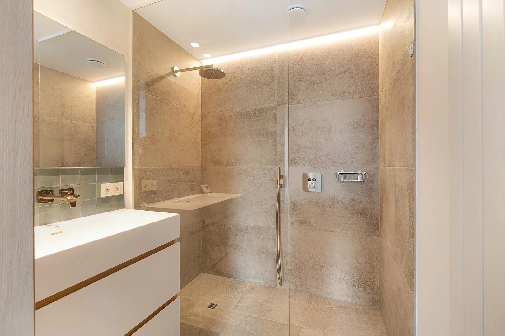 Exclusive luxury duplex with panoramic views