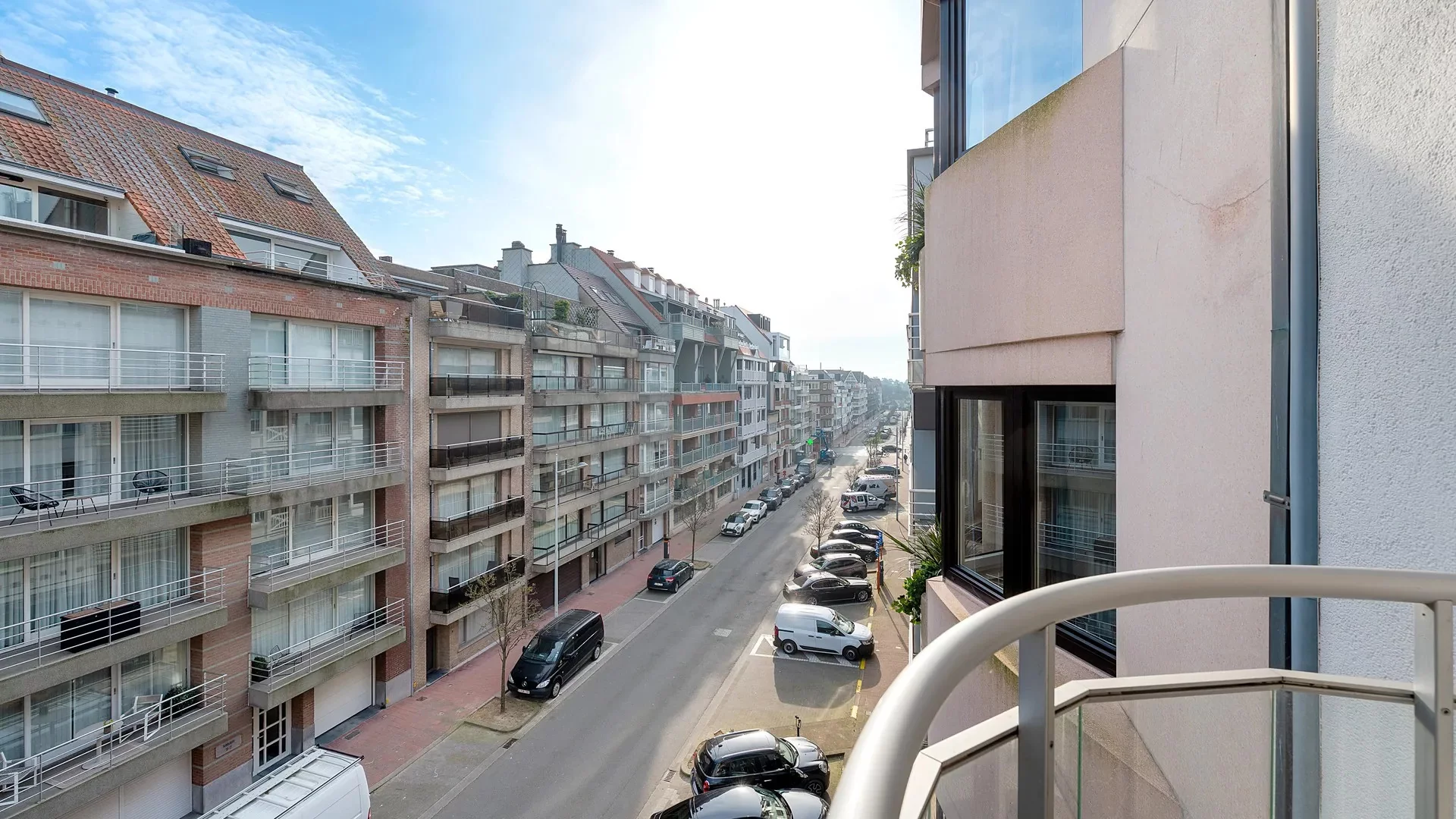 Luxueus gerenoveerd appartement met zicht op Van Bunnenplein