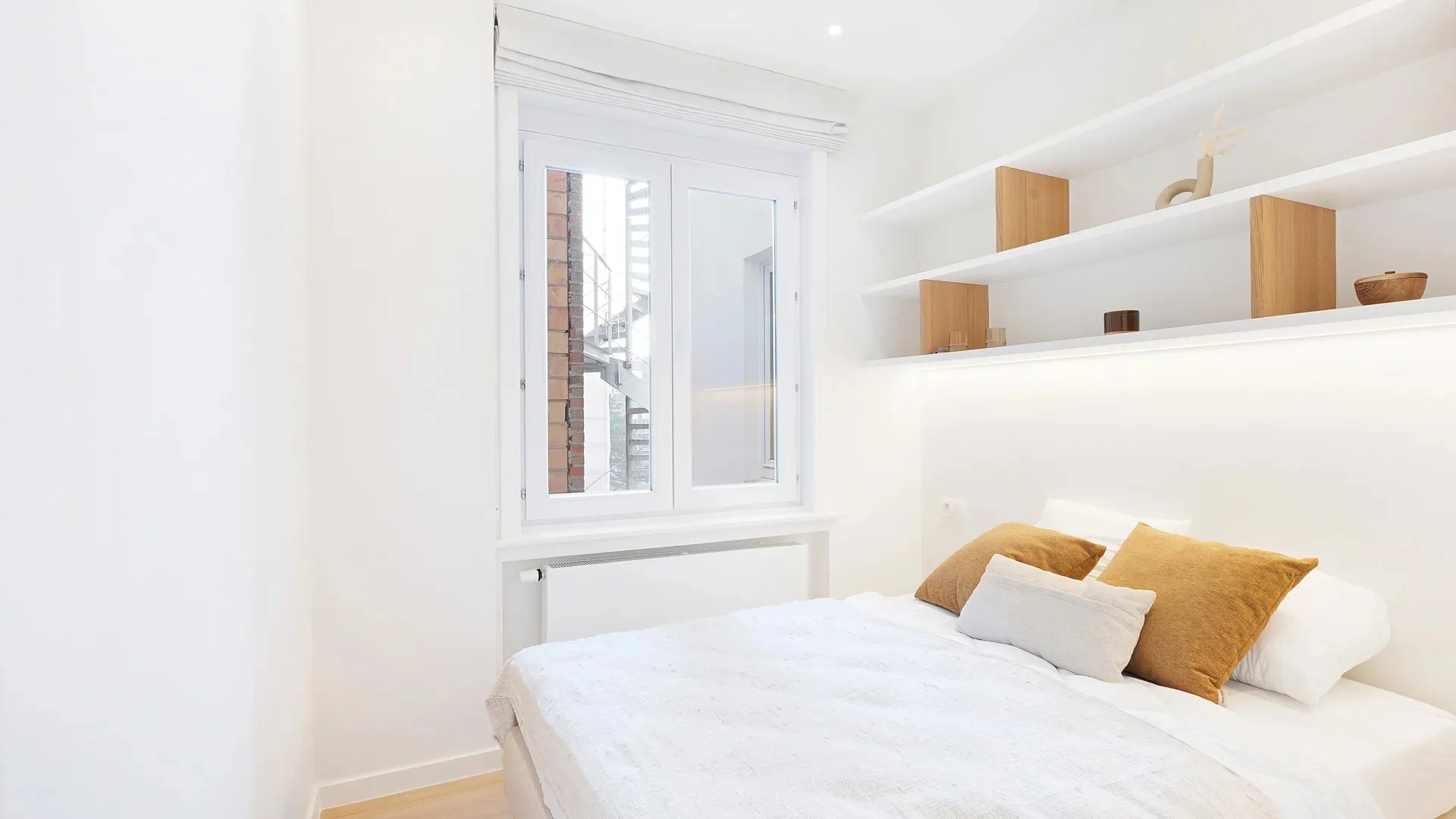 Luxueus gerenoveerd appartement met zicht op Van Bunnenplein