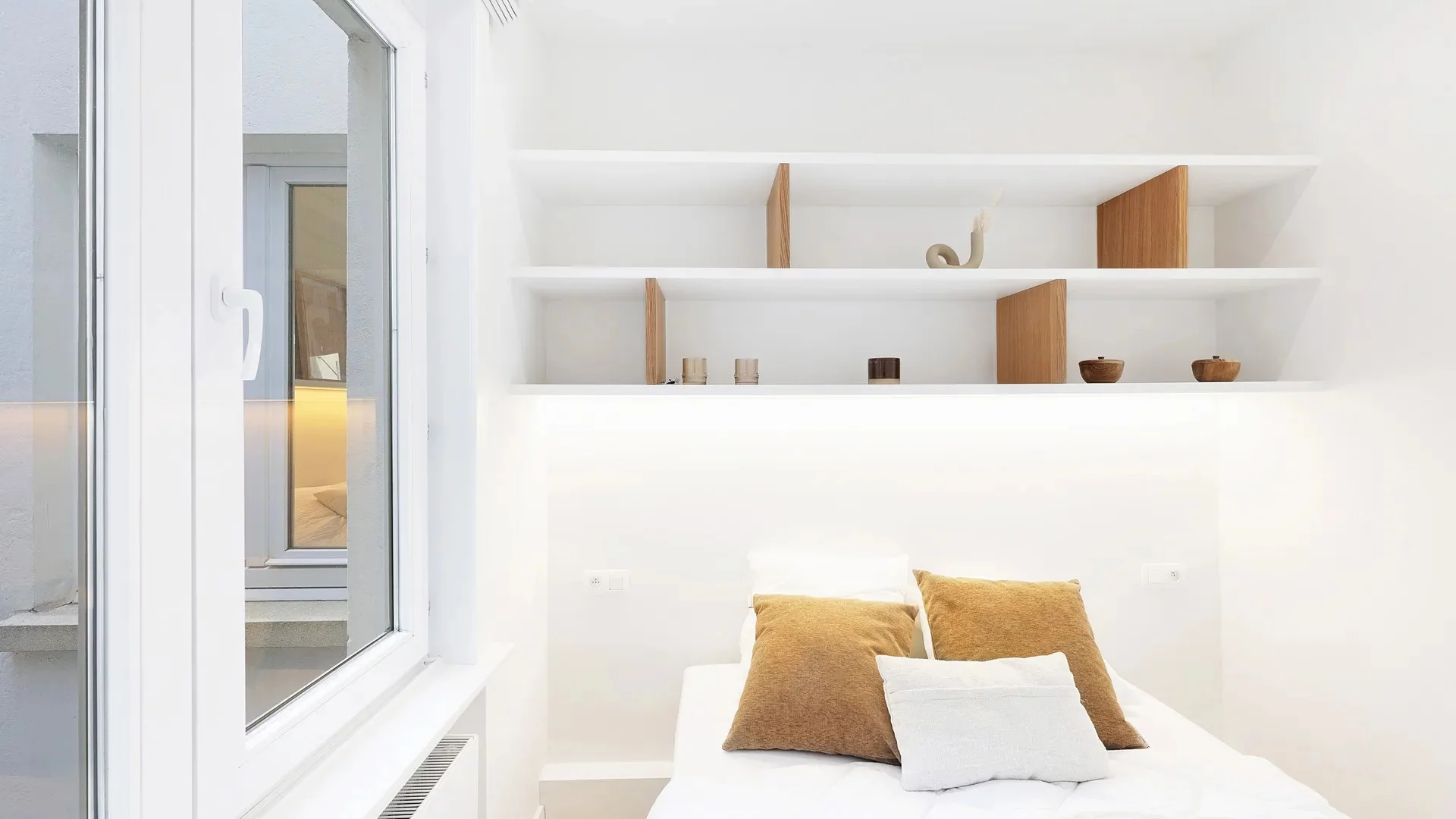 Luxueus gerenoveerd appartement met zicht op Van Bunnenplein