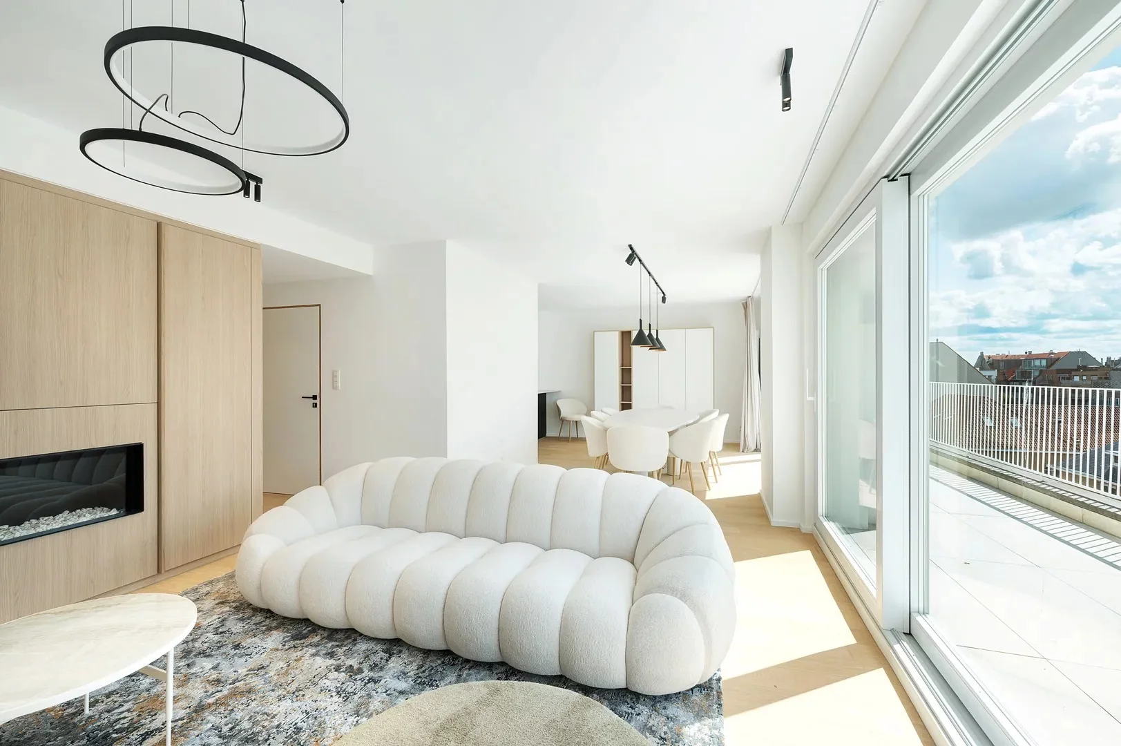 Zonnige penthouse (3 slpk) met open zicht nabij Dumortierl.