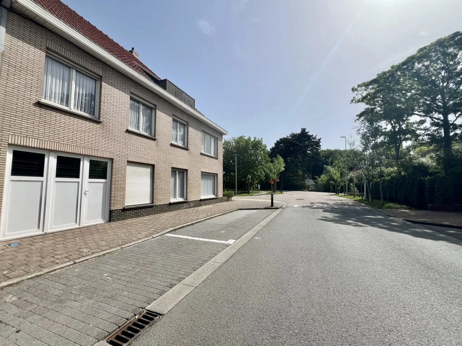 Te renoveren hoekwoning nabij het charmante oude Knokke