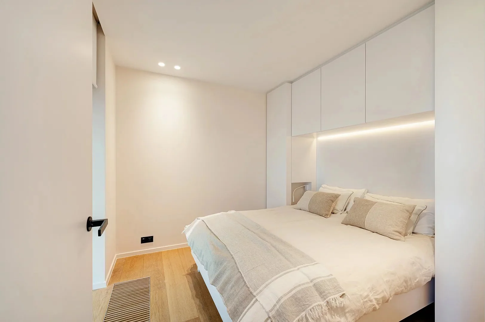 Luxueus appartement (4 slpk) met frontaal zicht op Zegemeer.