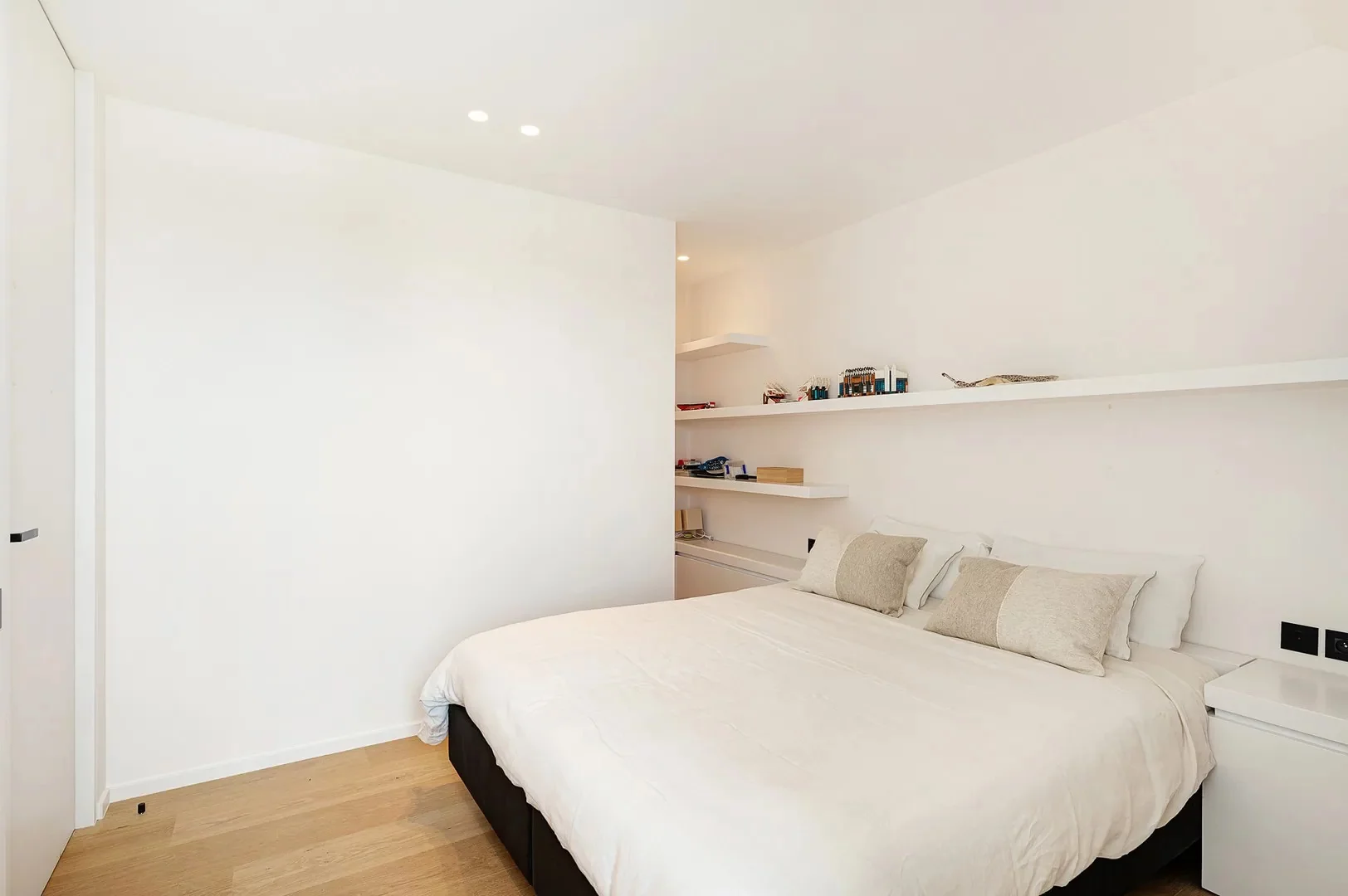 Luxueus appartement (4 slpk) met frontaal zicht op Zegemeer.