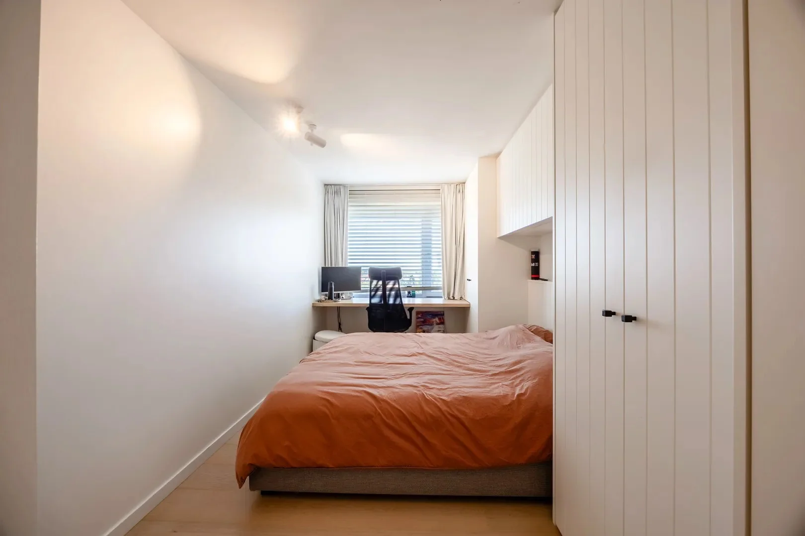 Exclusieve mezzanine met panoramisch zeezicht (406m²).