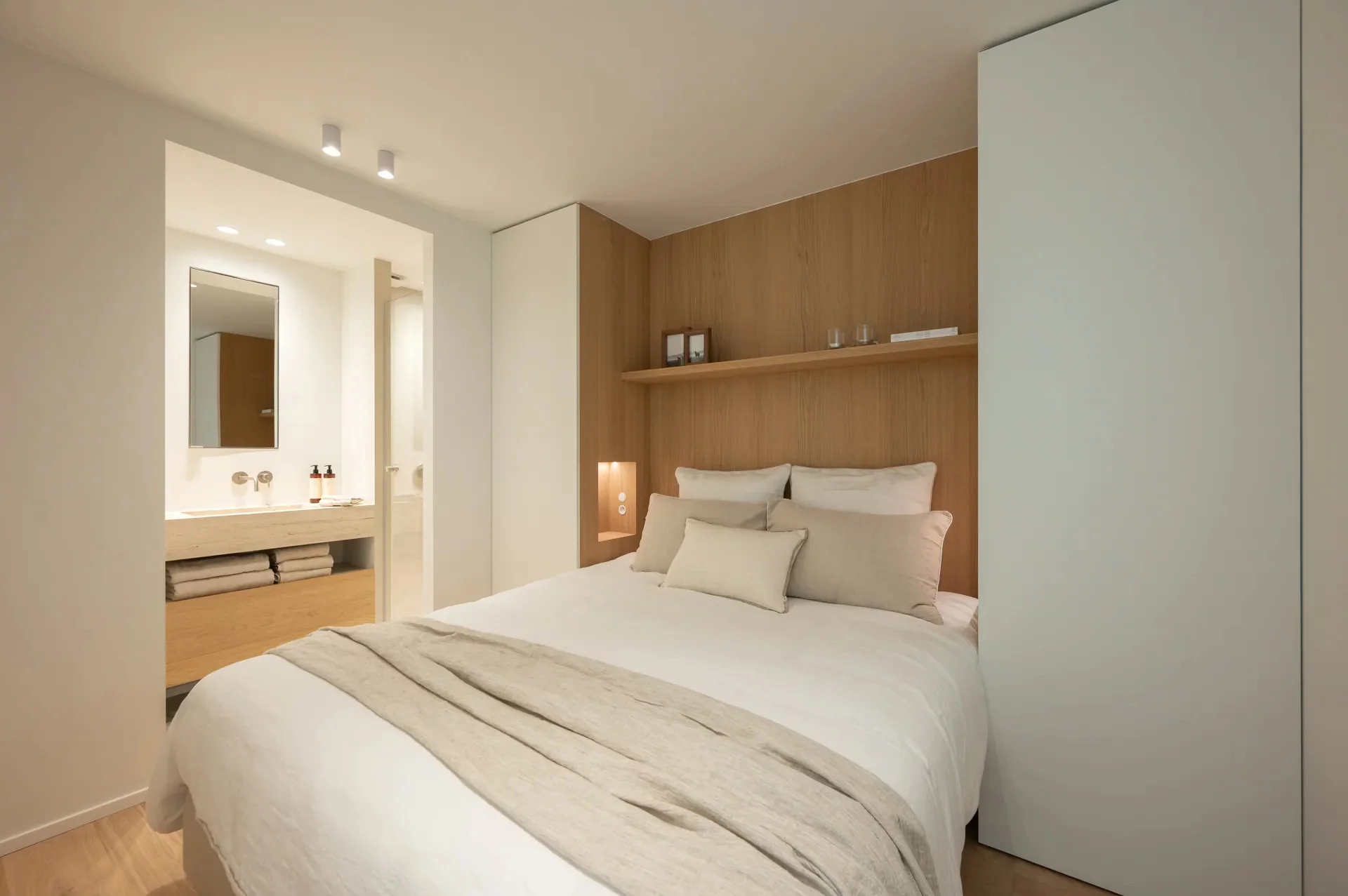 Gerenoveerd 3-slaapkamerappartement, ideaal gelegen aan de Kustlaan.