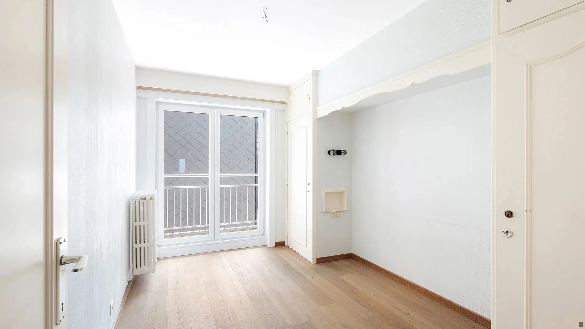Ongemeubeld 3 slaapkamerappartement op het Rubensplein