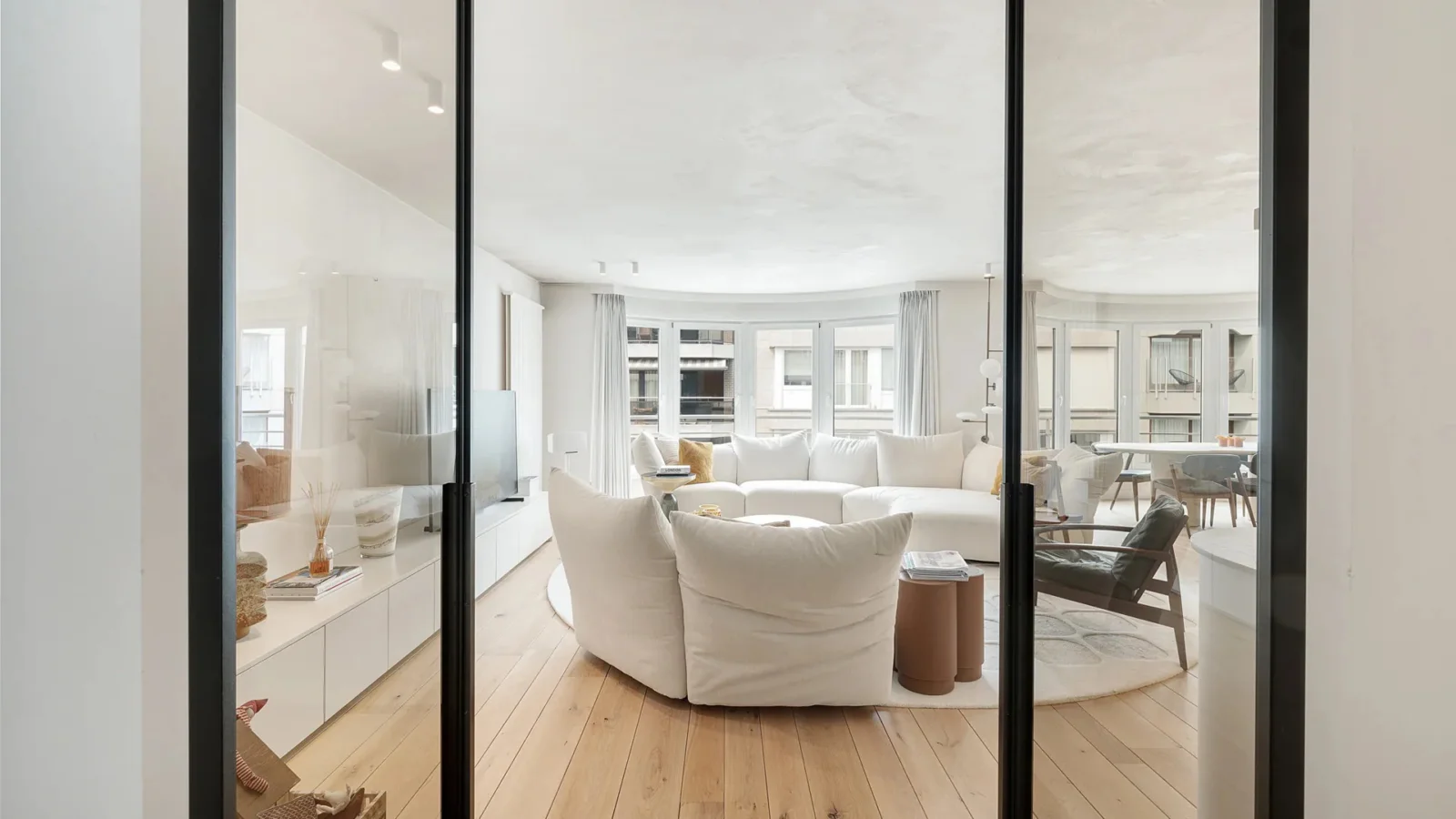 Prachtig vernieuwd appartement (3slpk) nabij het Rubensplein