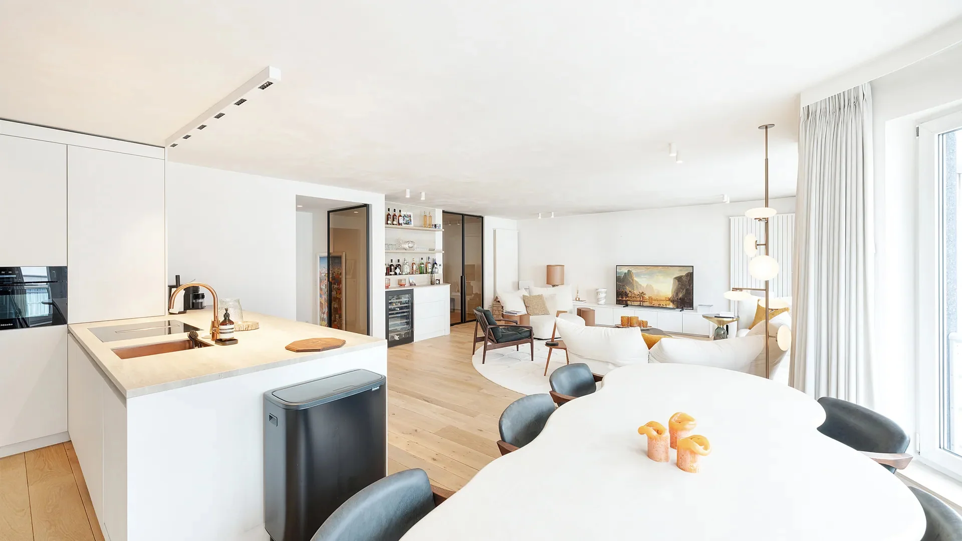 Prachtig vernieuwd appartement (3slpk) nabij het Rubensplein