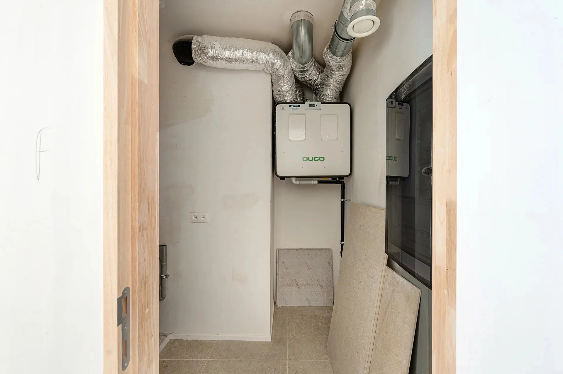 Prachtig nieuwbouwappartement met 2 slaapkamers gelegen op de gelijkvloerse verdieping
