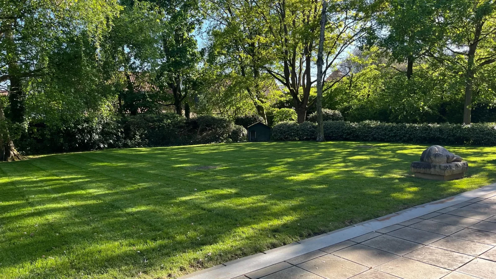 Detached villa on 1,700 sqm in quiet cul-de-sac