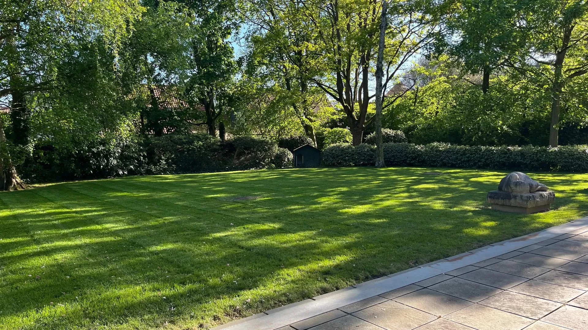 Detached villa on 1,700 sqm in quiet cul-de-sac