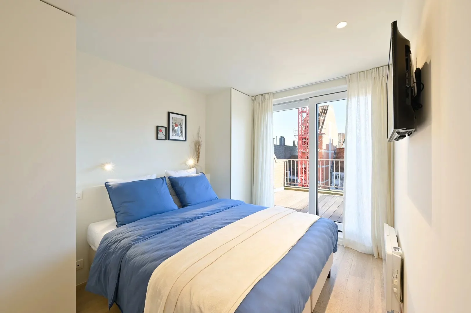 Penthouse-appartement vlakbij de zeedijk met zonneterrassen