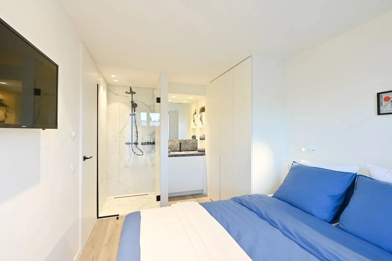 Penthouse-appartement vlakbij de zeedijk met zonneterrassen