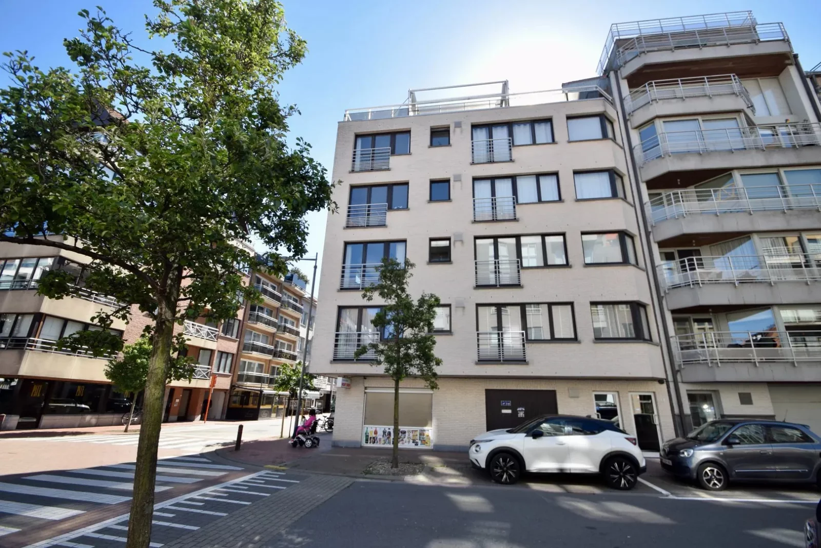 Appartement d'angle près de Rubensplein, à prox de la plage