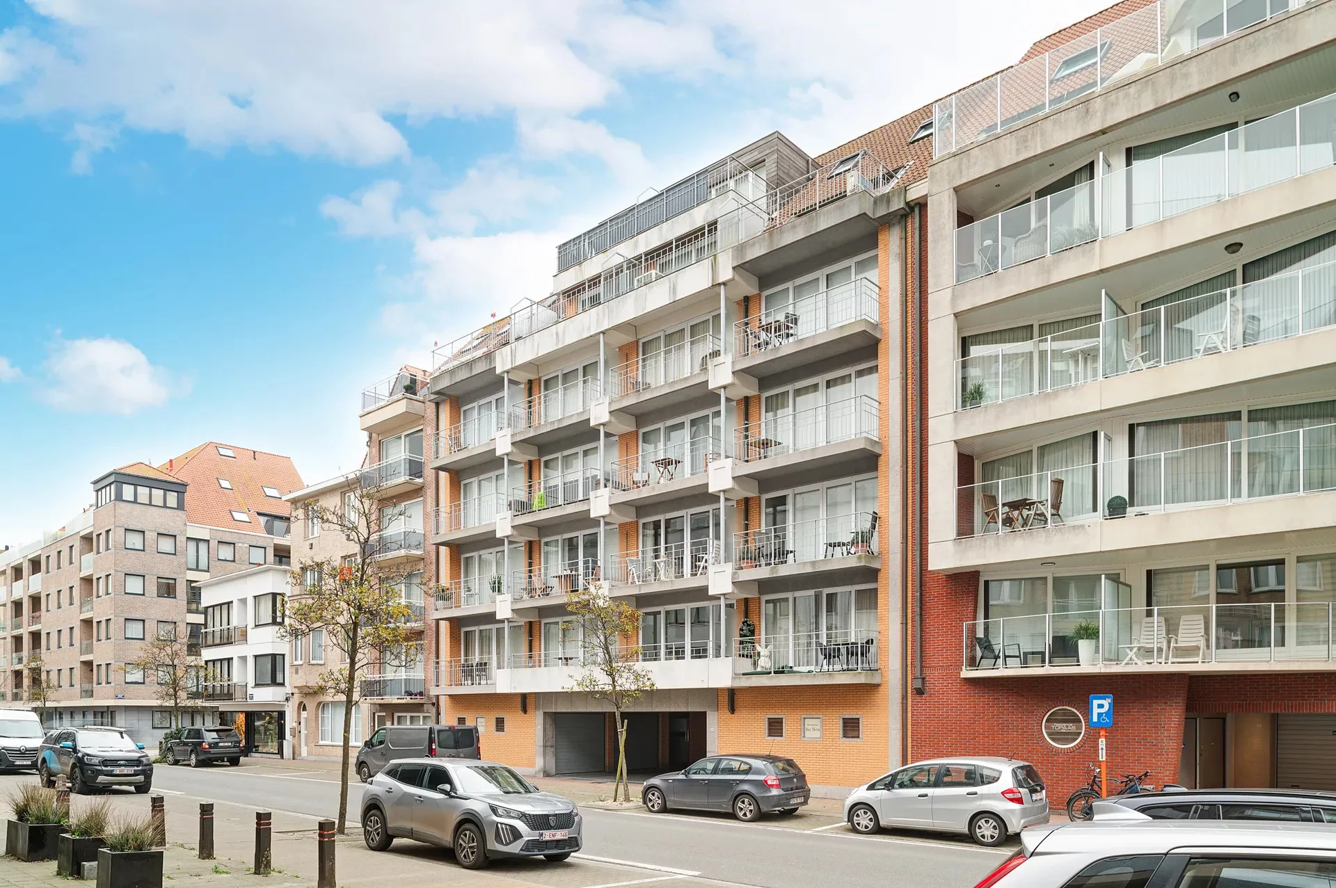 Instapklaar duplex-appartement (3 slpk) met zonneterrassen