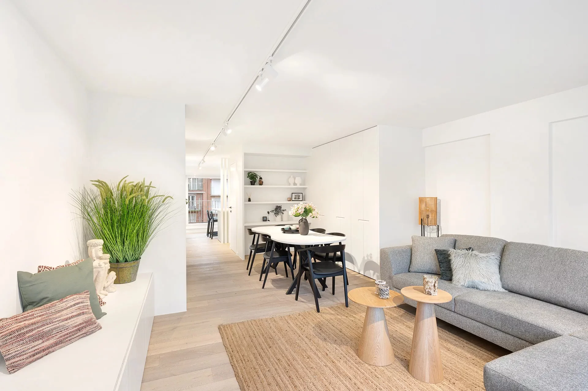 Instapklaar duplex-appartement (3 slpk) met zonneterrassen