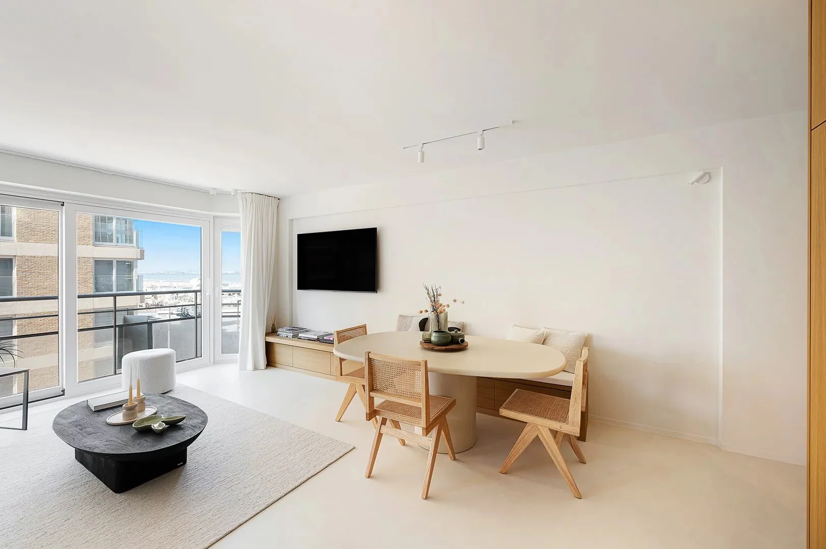 Magnifique appartement rénové et ensoleillé avec vue  mer [av. Royal - Knokke].