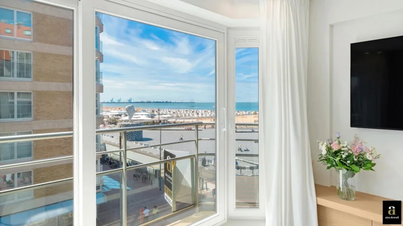 Prachtig zonnig appartement met zeezicht