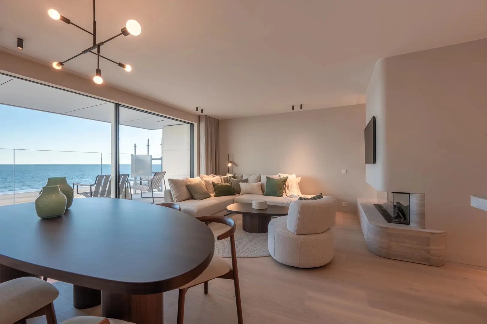 Uitzonderlijk appartement op de Zeedijk-Het Zoute (3 slpk).