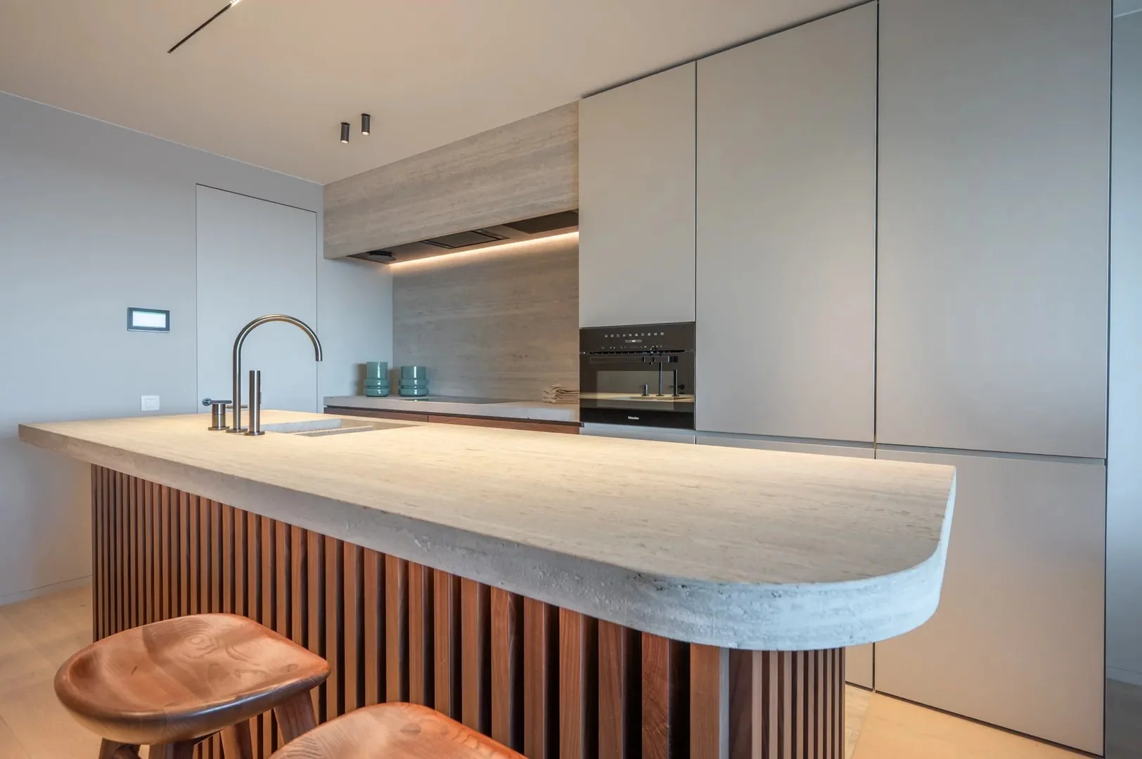 Uitzonderlijk appartement op de Zeedijk-Het Zoute (3 slpk).