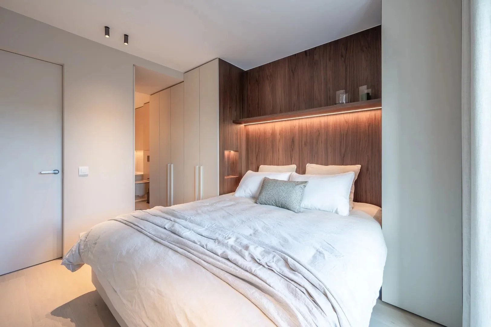Uitzonderlijk appartement op de Zeedijk-Het Zoute (3 slpk).