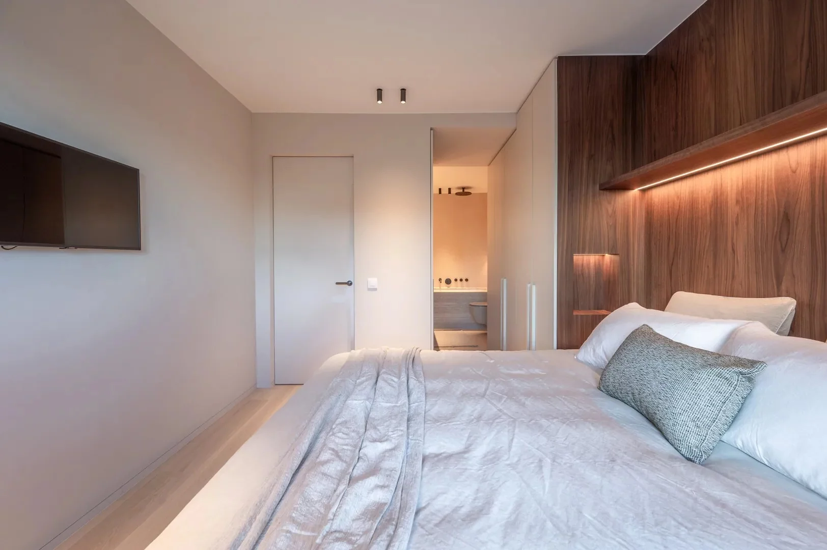 Uitzonderlijk appartement op de Zeedijk-Het Zoute (3 slpk).