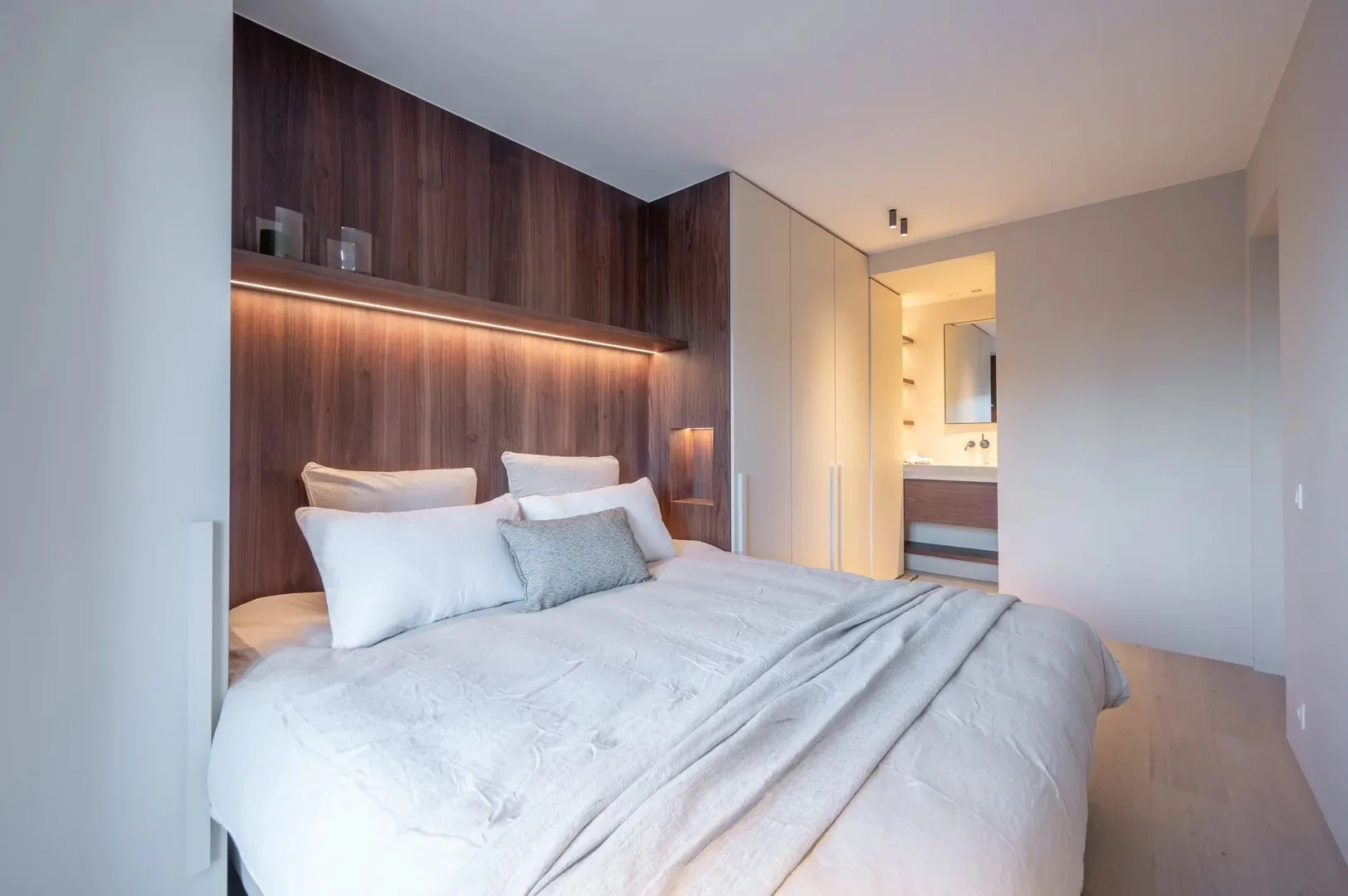 Uitzonderlijk appartement op de Zeedijk-Het Zoute (3 slpk).