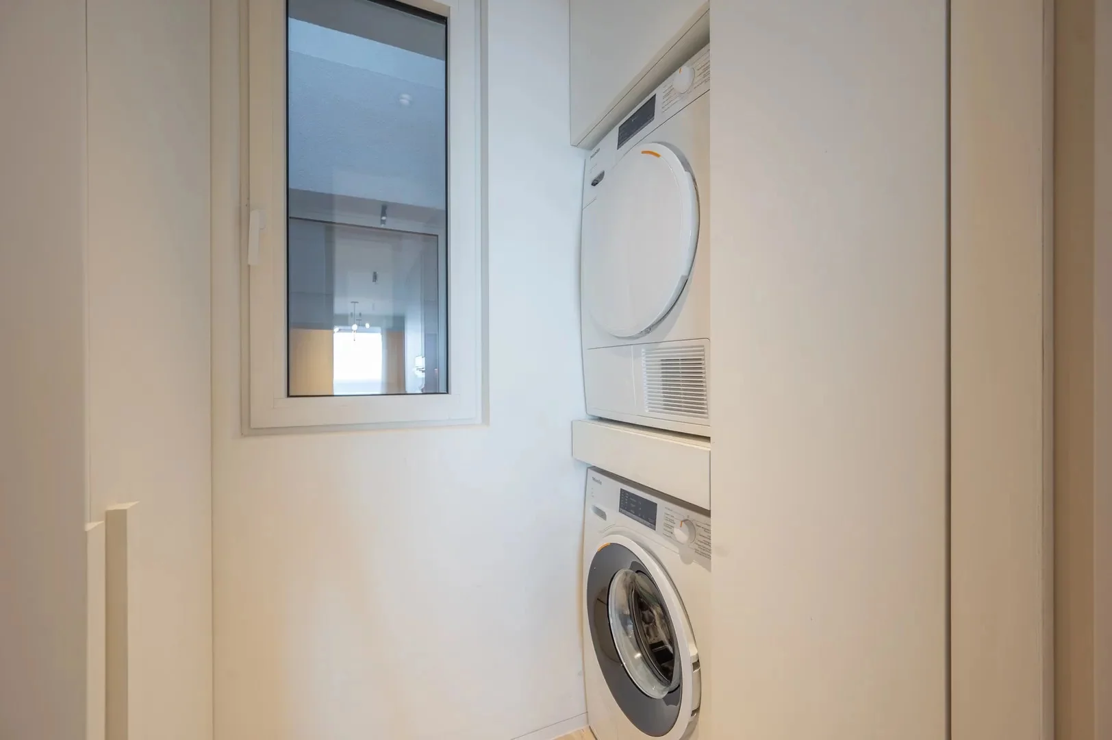 Uitzonderlijk appartement op de Zeedijk-Het Zoute (3 slpk).