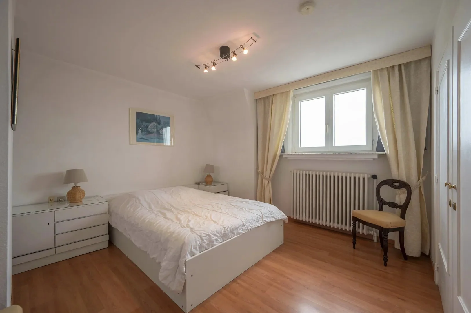 130 m² corner apartment in a villa residence in Zoute