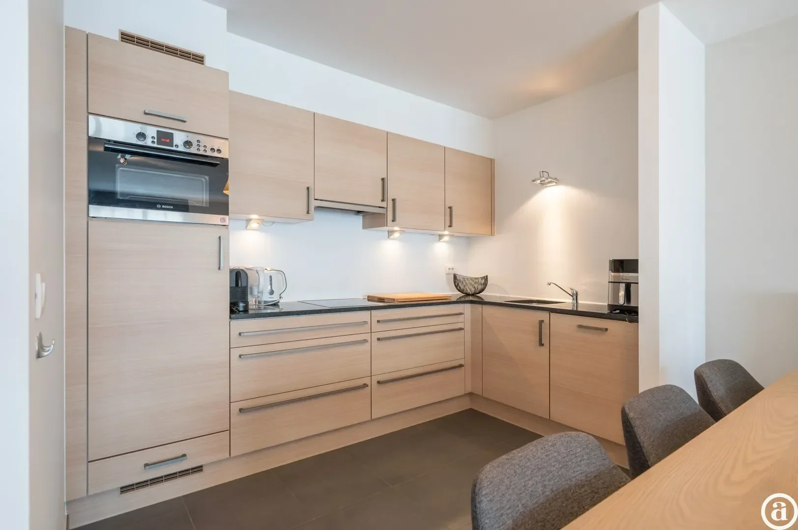 Ruim & instapklaar appartement met 3 slaapkamers [Zoutelaan]