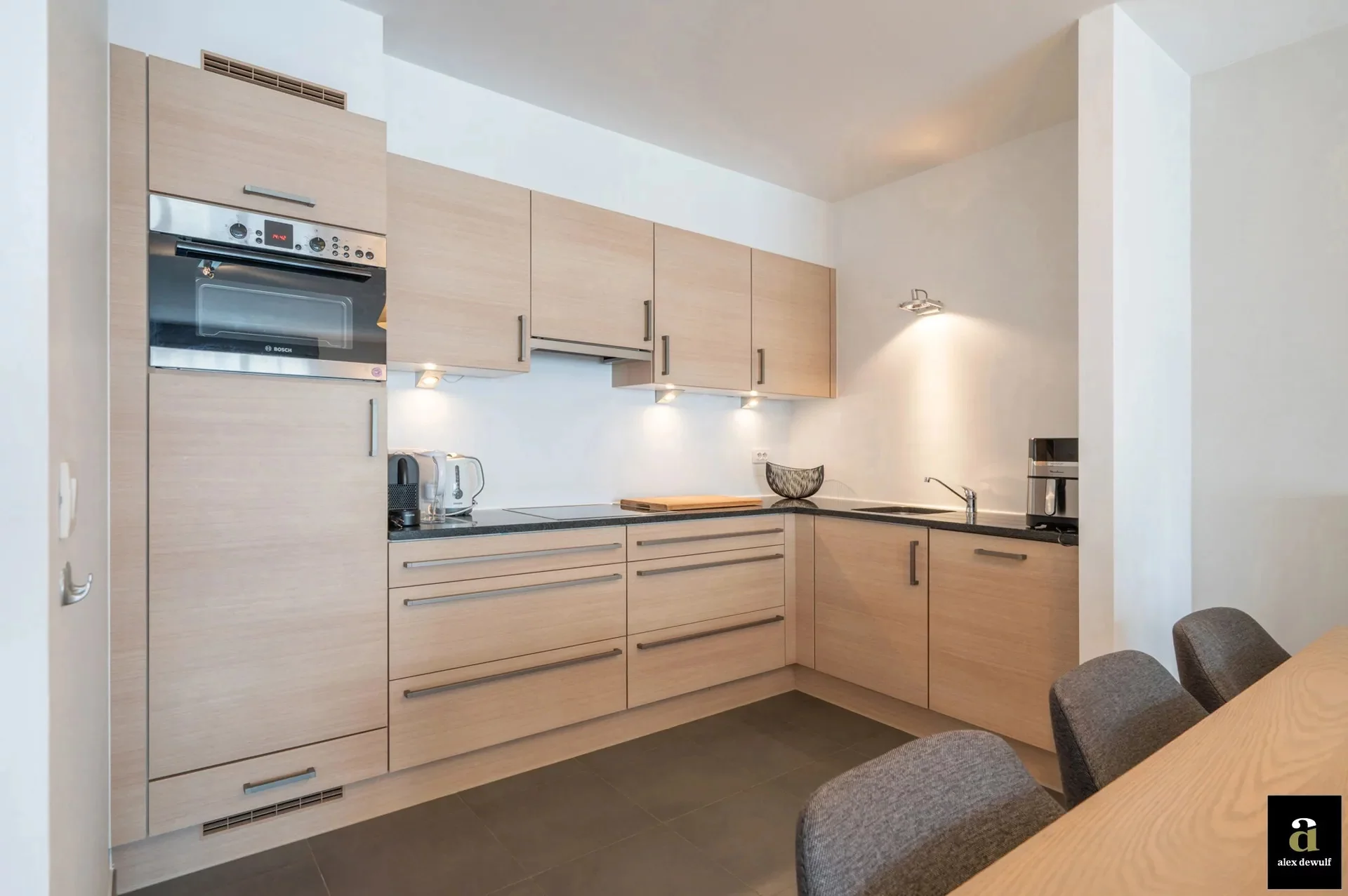 Ruim & instapklaar appartement met 3 slaapkamers [Zoutelaan]