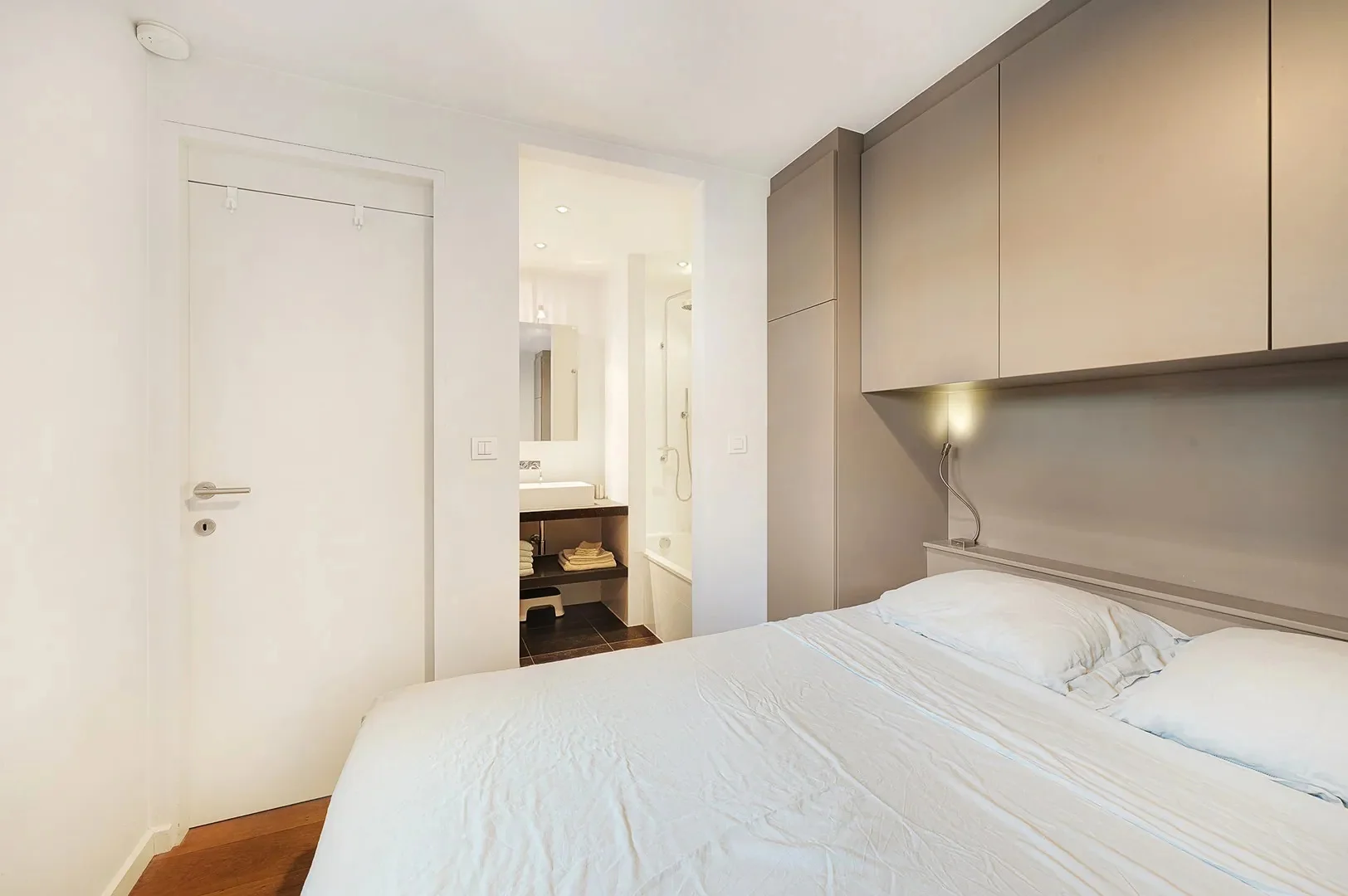 Modern appartement met 2 slaapkamers op centrale ligging.