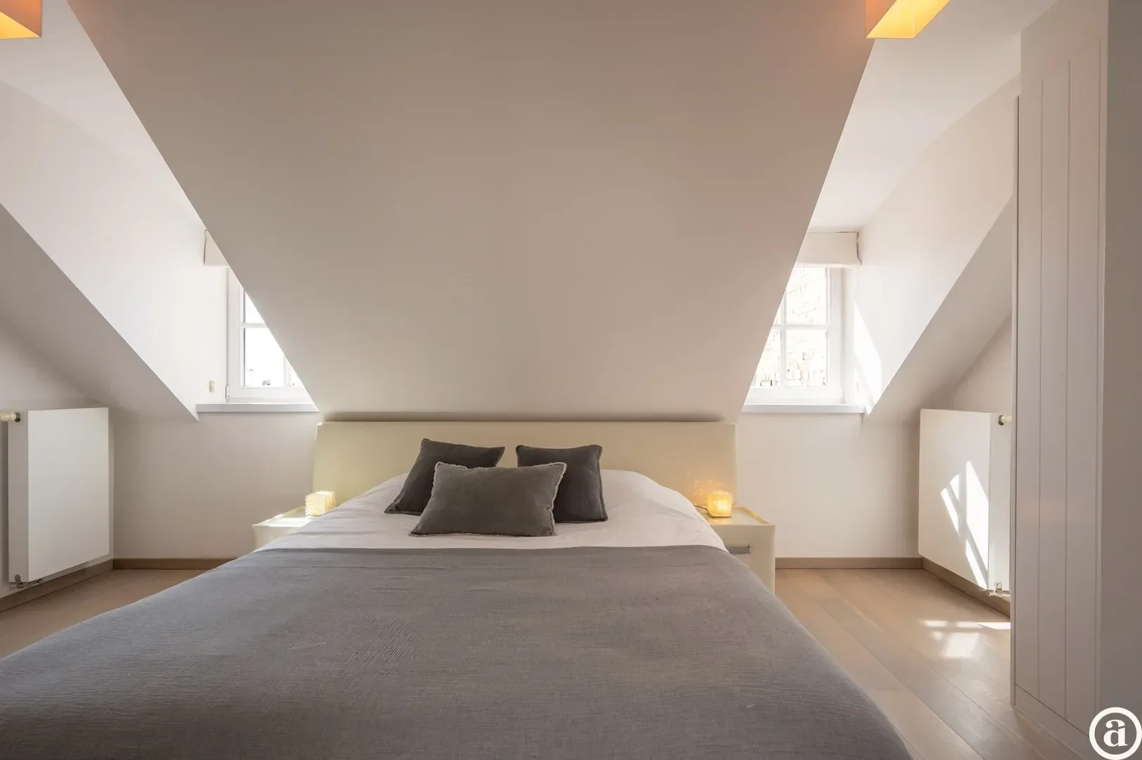 Zonnig en ruim duplex appartement met zuidgericht terras