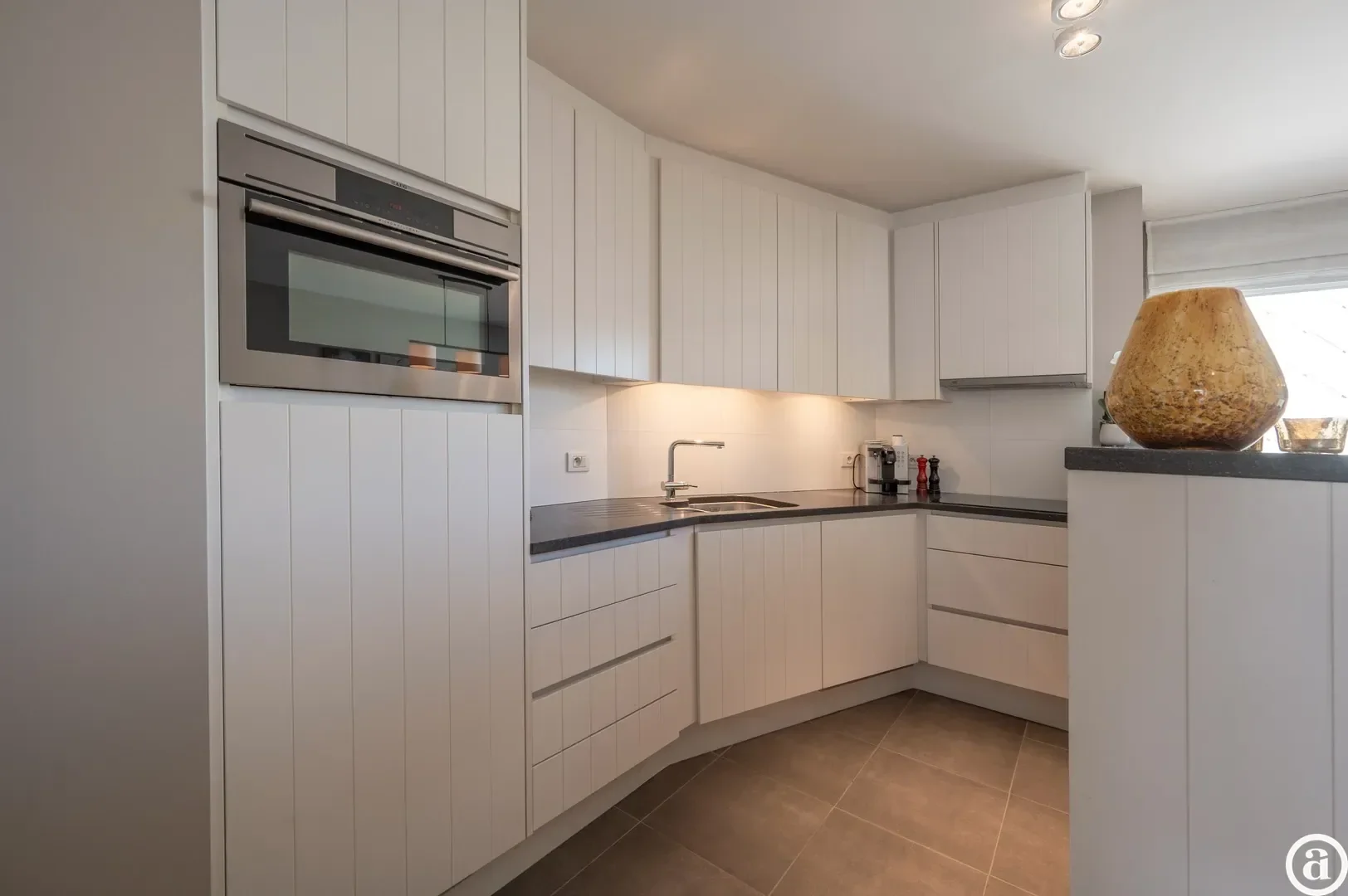 Zonnig en ruim duplex appartement met zuidgericht terras