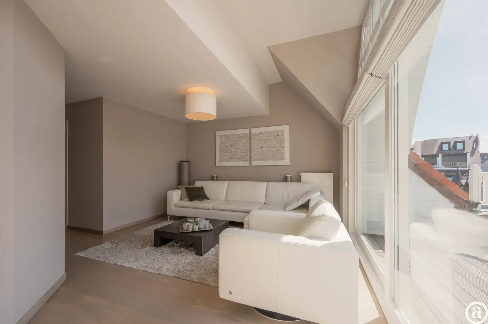 Zonnig en ruim duplex appartement met zuidgericht terras