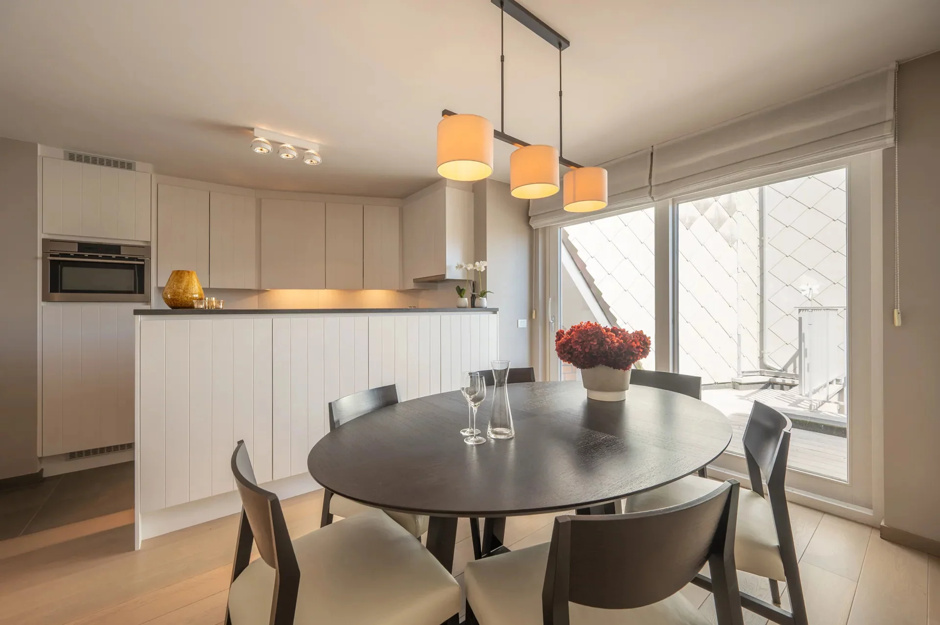 Zonnig en ruim duplex appartement met zuidgericht terras