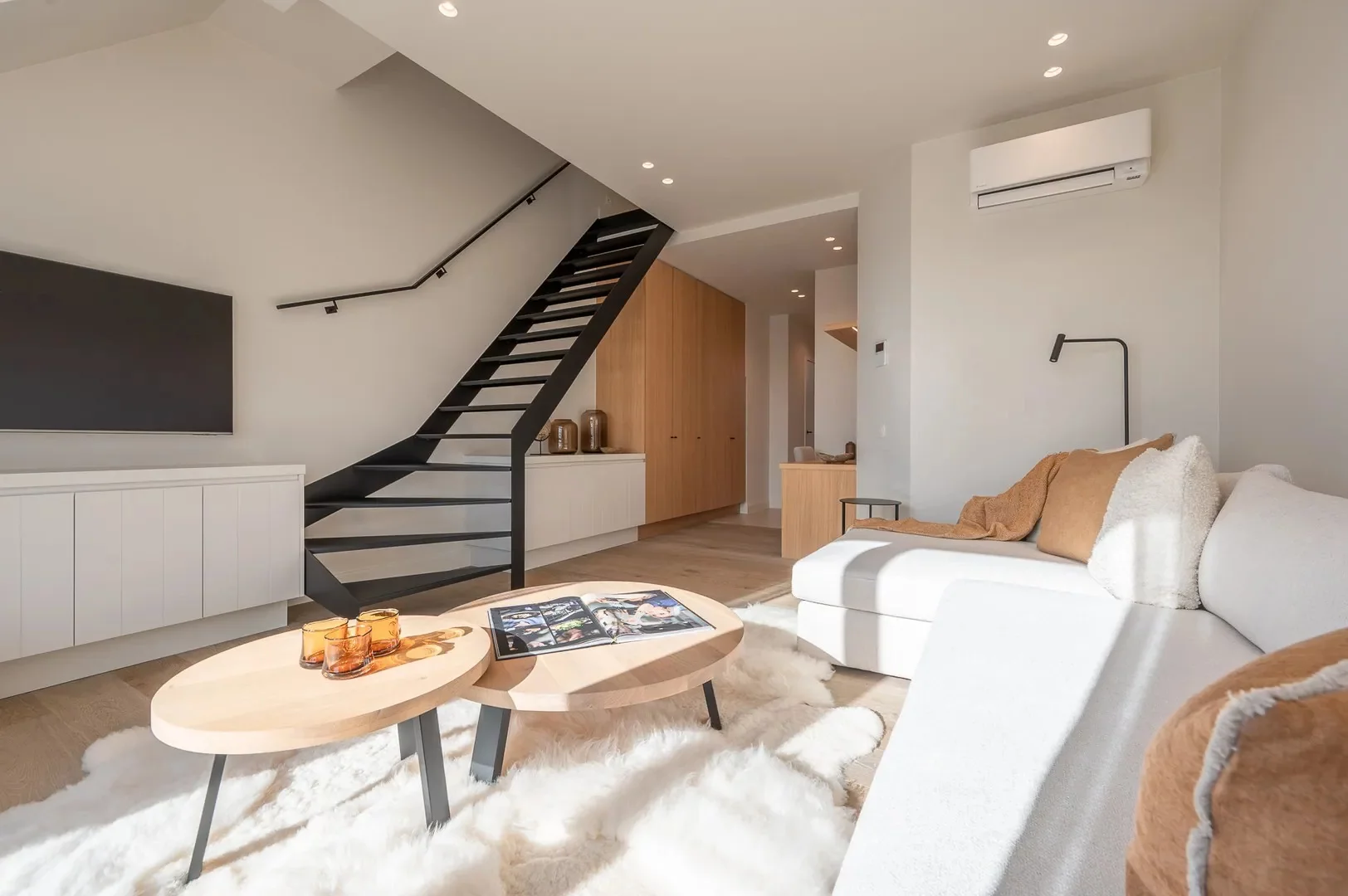 Nieuwbouw duplex-appartement met airco te Zoute (Kustlaan)