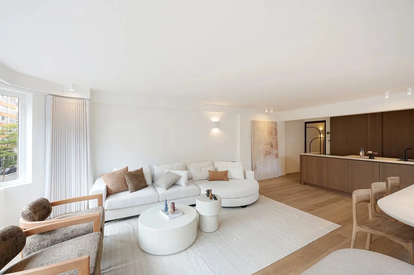 Instapklaar hoekappartement (3 slpk) in centrum van Knokke.