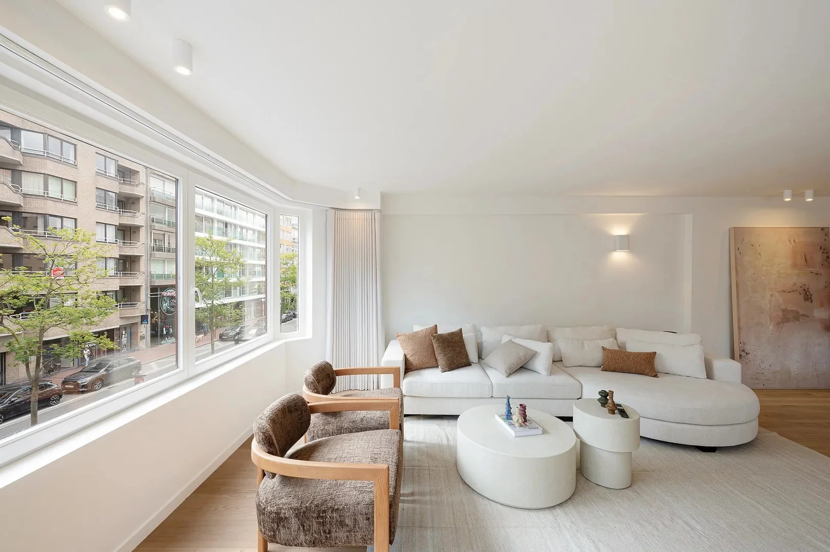 Instapklaar hoekappartement (3 slpk) in centrum van Knokke.
