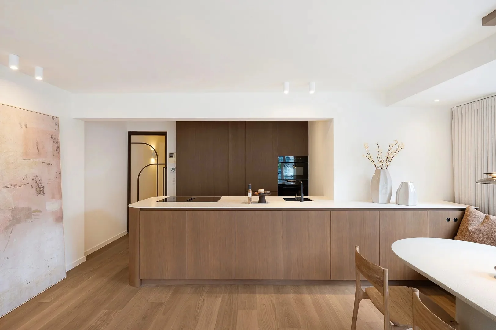 Instapklaar hoekappartement (3 slpk) in centrum van Knokke.
