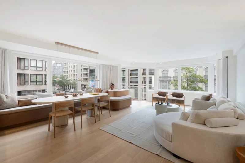 Instapklaar hoekappartement (3 slpk) in centrum van Knokke.