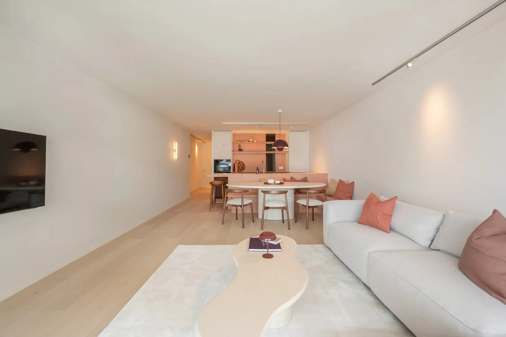 Stijlvol gerenoveerd 3-slaapkamerappartement op topligging in hartje Knokke.