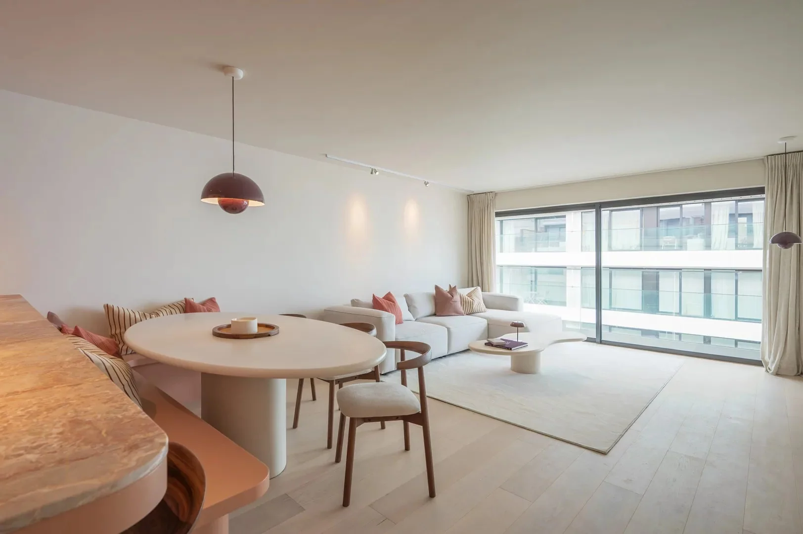 Stijlvol gerenoveerd 3-slaapkamerappartement op topligging in hartje Knokke.