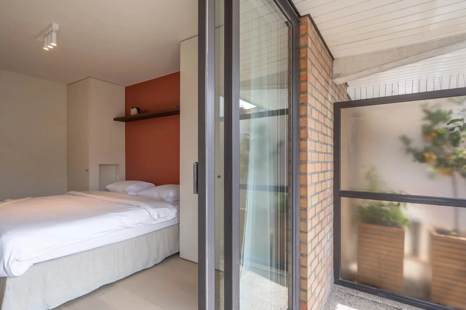 Stijlvol gerenoveerd 3-slaapkamerappartement op topligging in hartje Knokke.