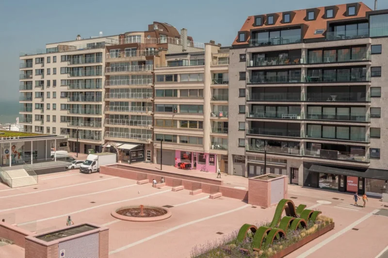 Stijlvol gerenoveerd 3-slaapkamerappartement op topligging in hartje Knokke.