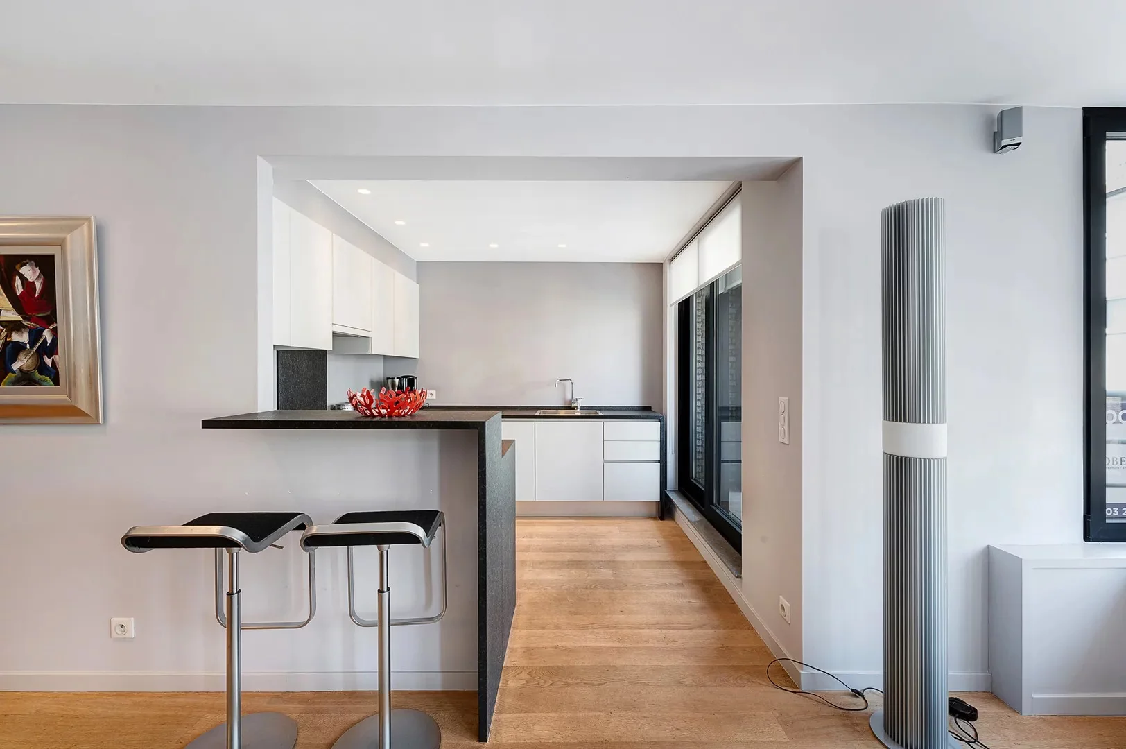 Instapklaar 2-slaapkamerappartement met terras op gegeerde locatie in Knokke