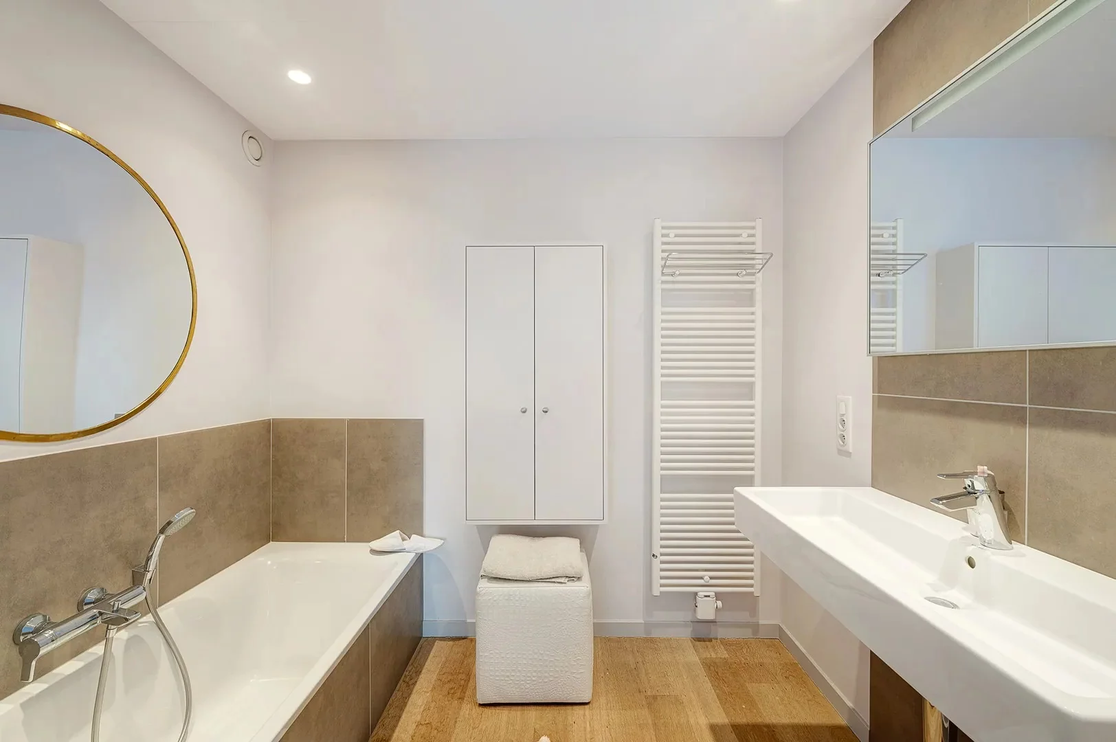 Instapklaar 2-slaapkamerappartement met terras op gegeerde locatie in Knokke
