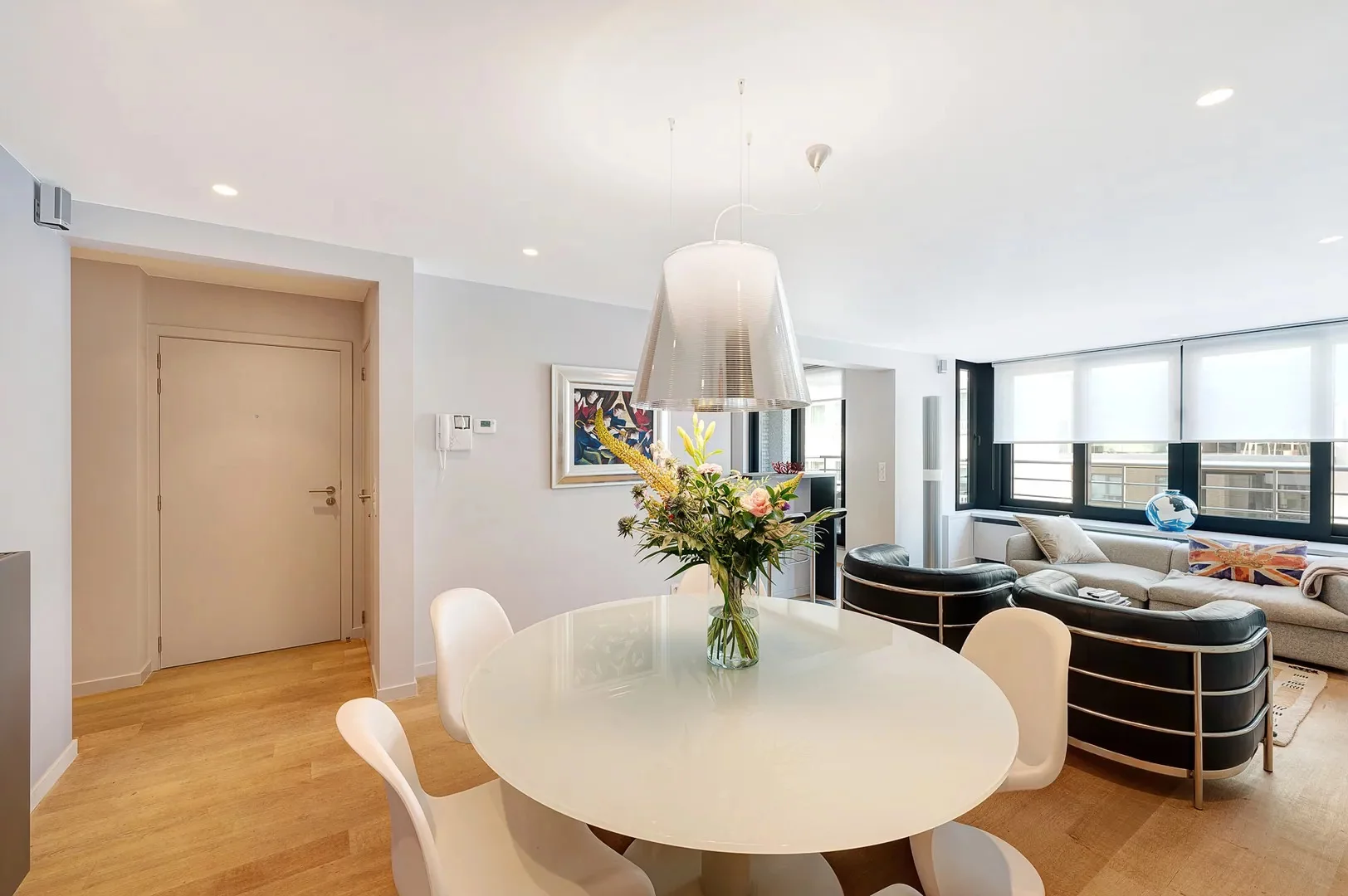 Instapklaar 2-slaapkamerappartement met terras op gegeerde locatie in Knokke