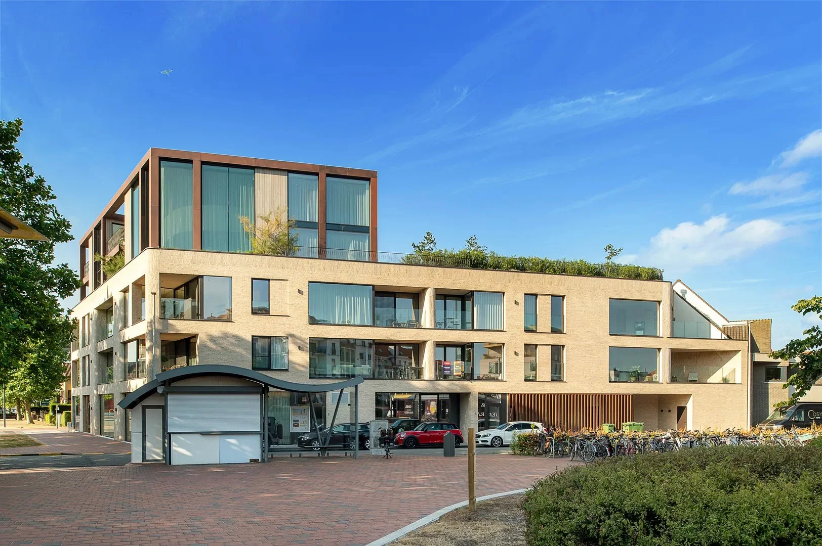 Stijlvol nieuwbouwappartement met open uitzicht nabij centrum.